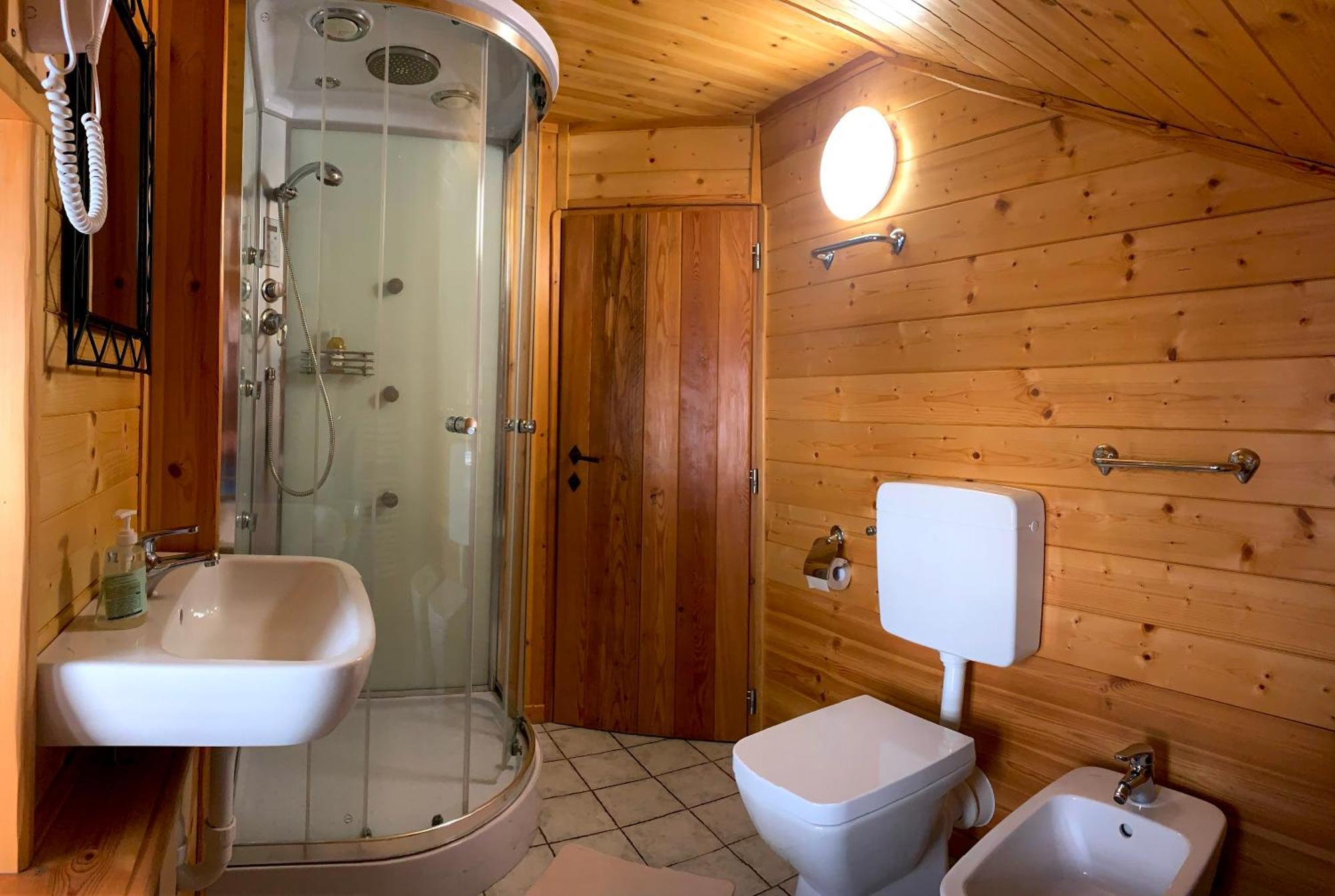Hotel Del 2*